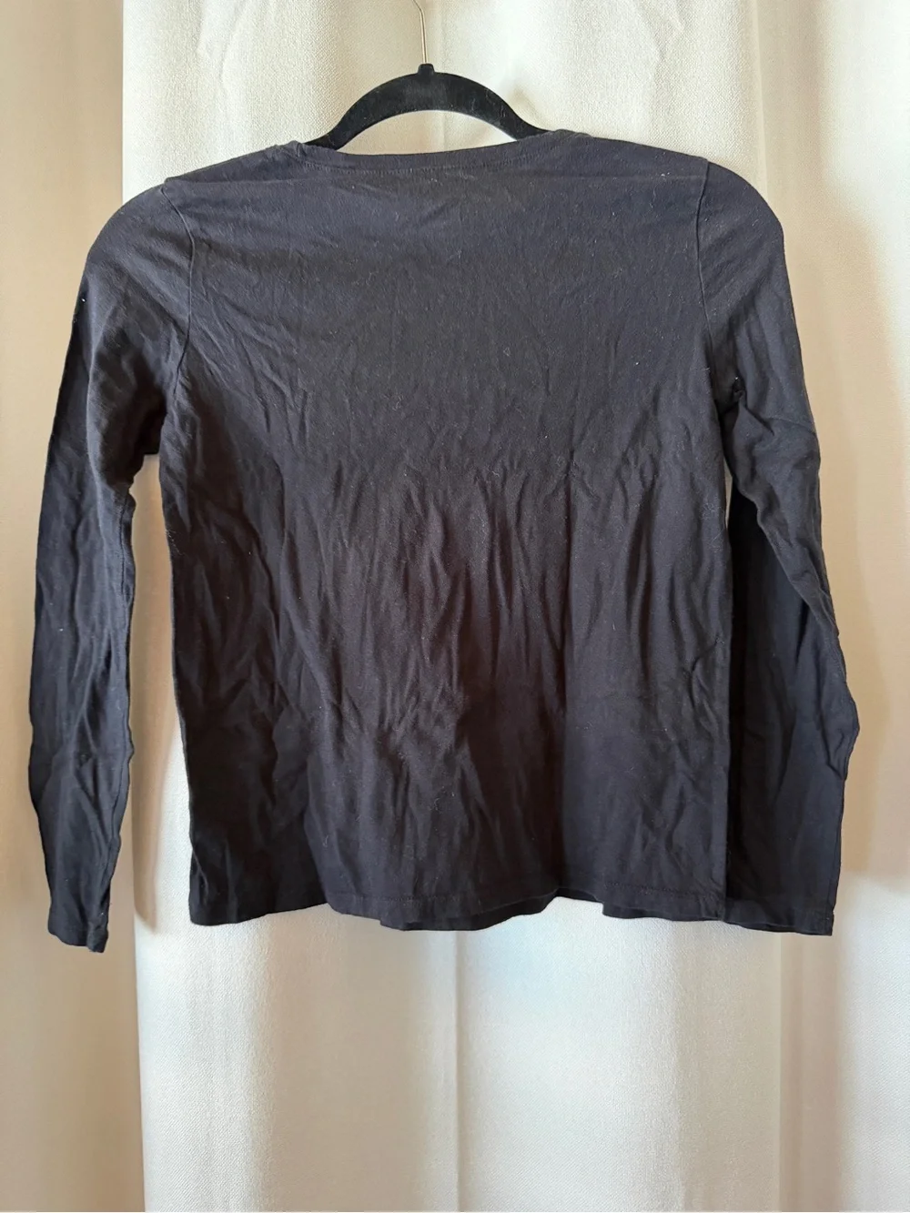 The Children’s Place Black Long Sleeve Crewneck Tee